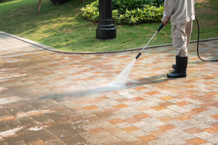 Driveway Cleaning and Sealing Services | A&D Pressure Cleaning